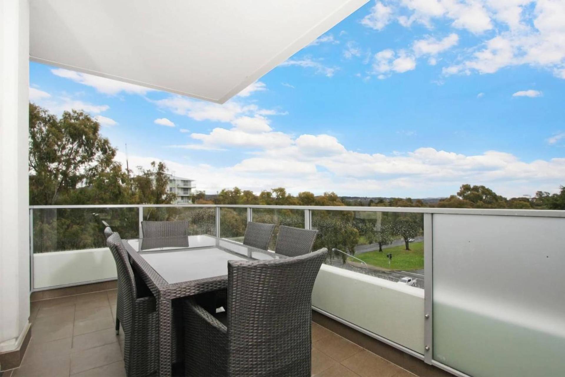 Iq Smart Apartments 704 Braddon Act Canberra Ngoại thất bức ảnh