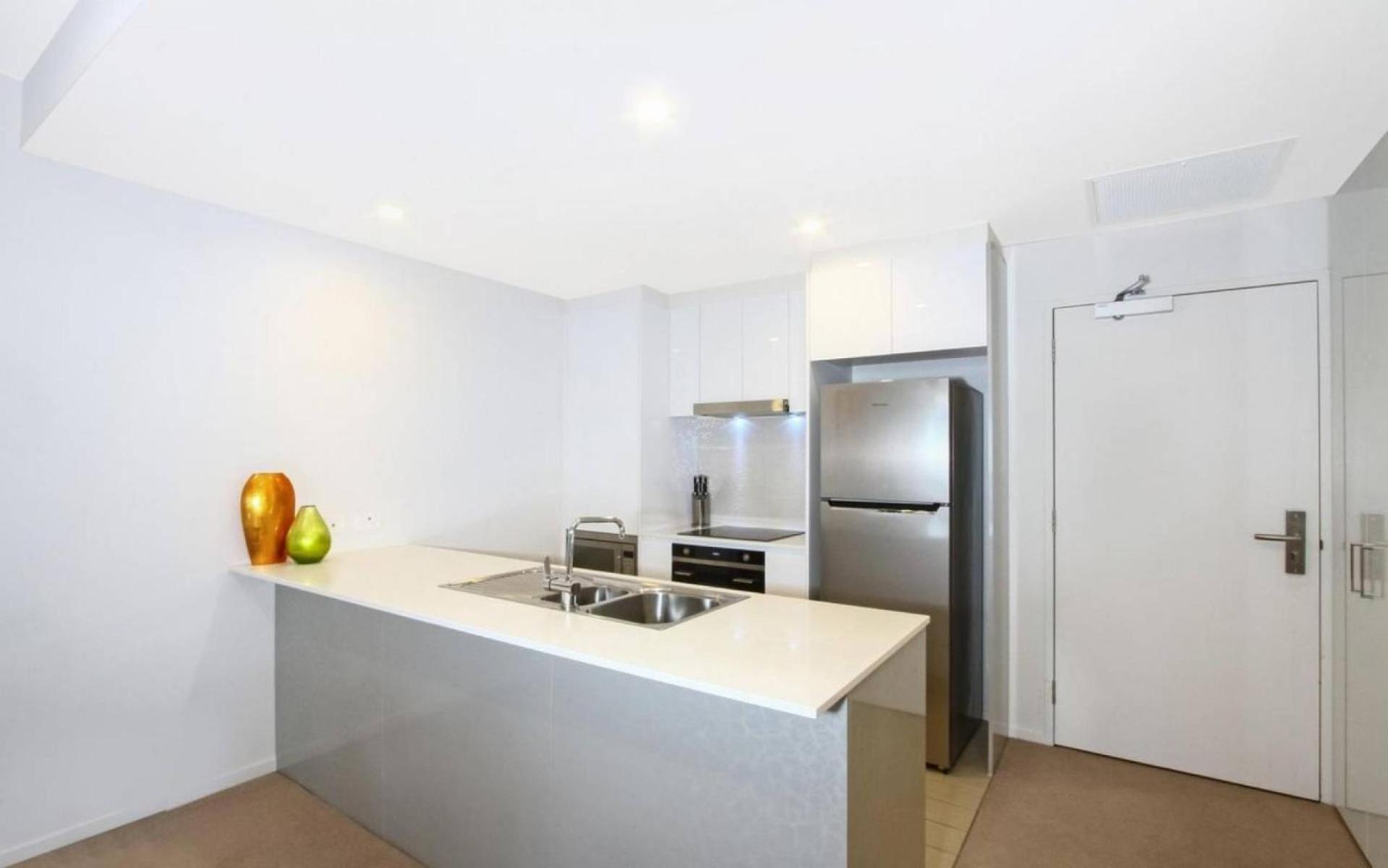 Iq Smart Apartments 704 Braddon Act Canberra Ngoại thất bức ảnh